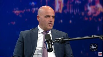 МАКЕДОНИЈА ТРЕБА ДА ИЗБЕРЕ ДАТА ЦЕНТРИ: Поранешниот премиер Ковачевски смета дека вештачката интелигенција е иднината на економскиот развој