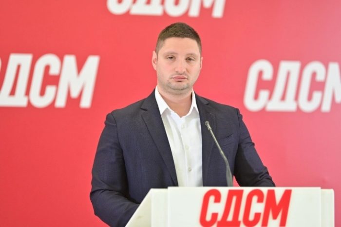 СДСМ НЕ ЈА ДАВА ПУПКАТА НА ЗАЕВ СО 2% ДОВЕРБА: Бандата бара спас од одговорност за криминалот, вели Фрчкоски помладиот