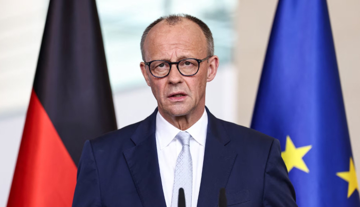 Мерц го повика Путин да ја прекине „бесмислената војна“ против Украина