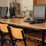МОН повлекува учебници за четири одделенија
