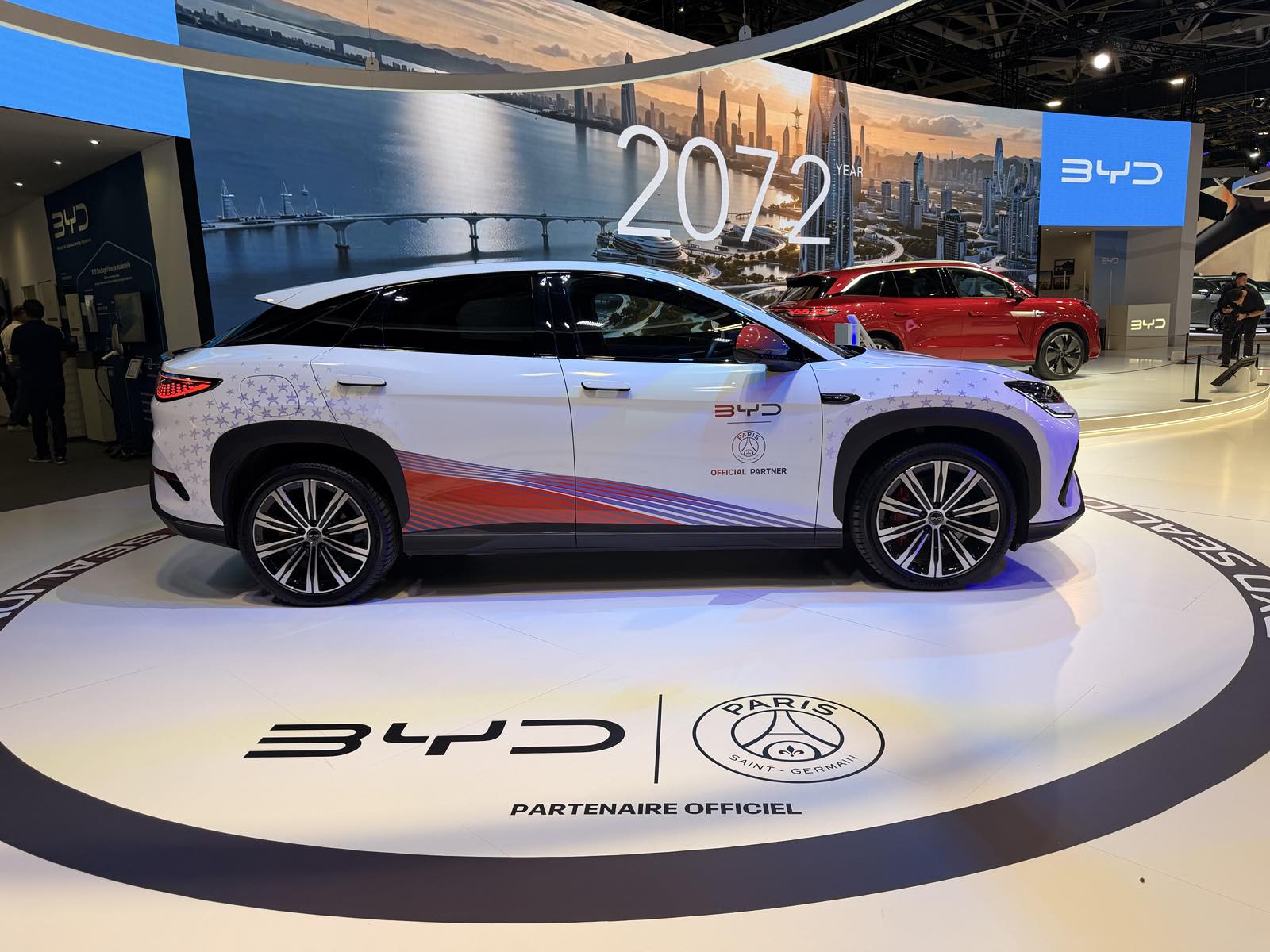 BYD во Париз: Нова технолошка офанзива