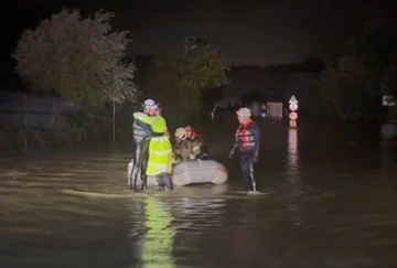 ПОПЛАВИ ВО ТУРЦИЈА: Четири лица загинаа, а три се водат за исчезнати
