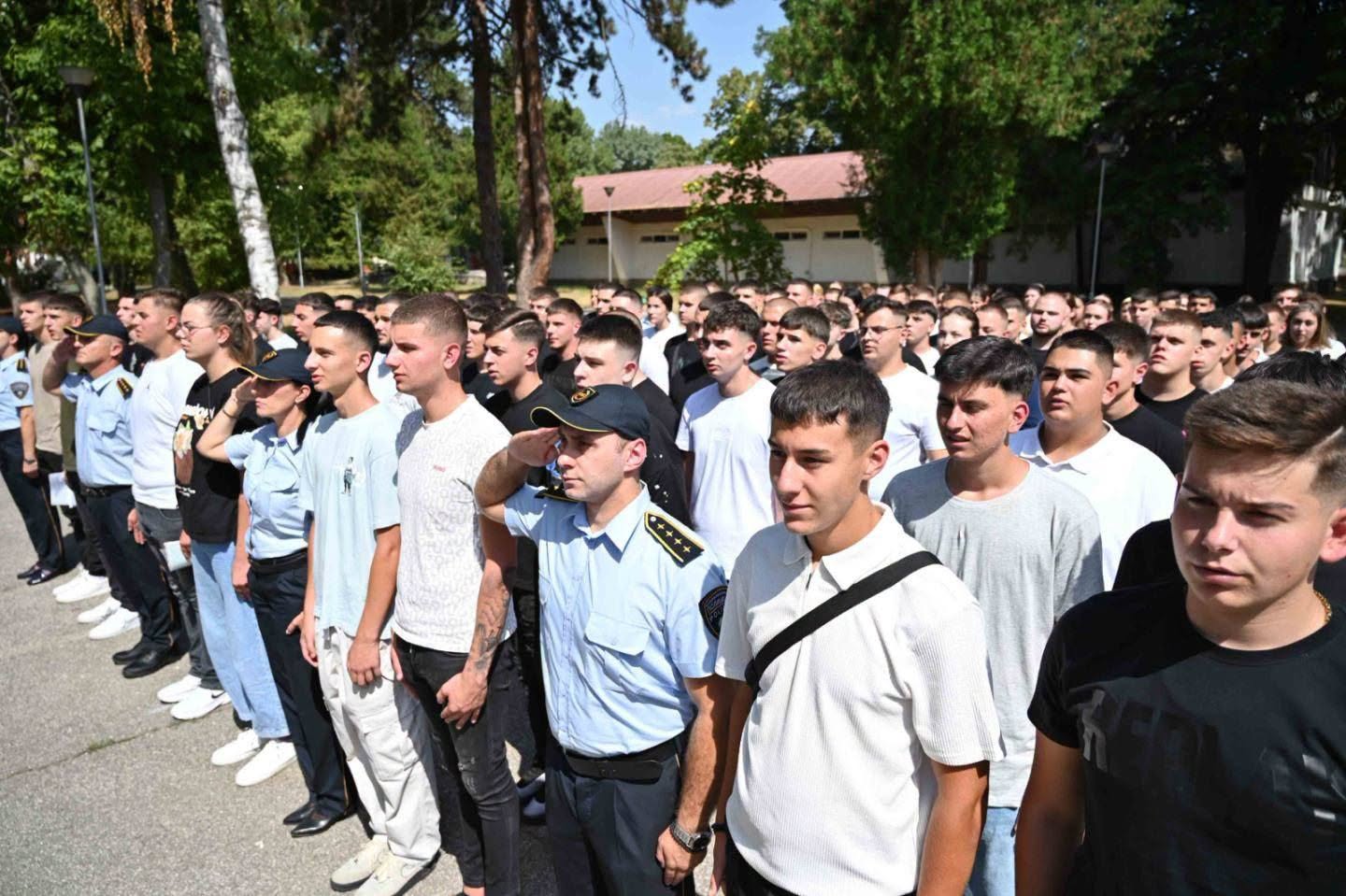 Голем интерес за упис во новото полициско училиште: Се планираа 200, но се примија 310 ученици кои ги поминаа фазите на селекција