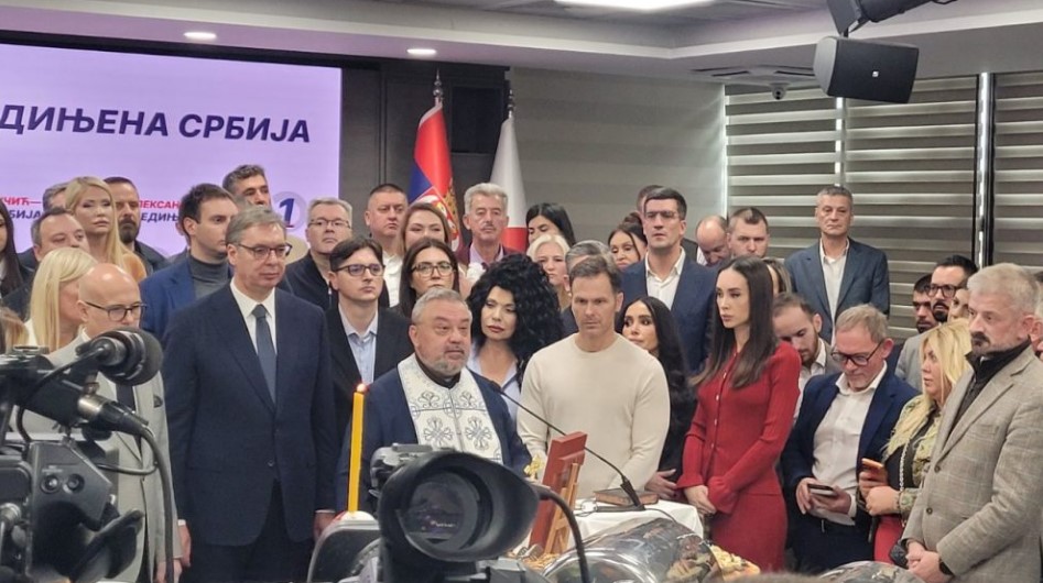 Вучиќ ги обвини студентите дека спроведувале „револуционерен терор“