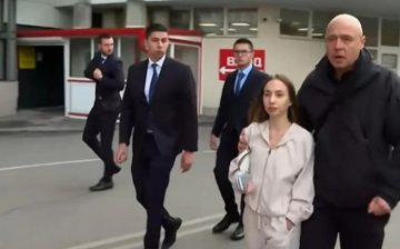 СОФИЈА СО ВЕШТАЧКИ НАМЕТНАТА КРИЗА ЗА ПРЕДИЗБОРНИ ЦЕЛИ: Прво шоу со коските на цар Самоил, а сега си играат со судбината на едно младо девојче, вели Николоски