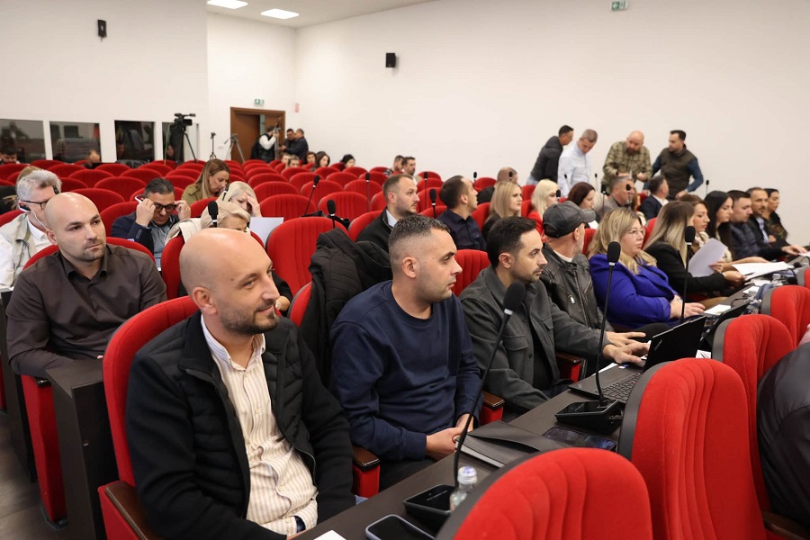 Одложена одлуката за физибилити студијата која предвидува нови згради на местото од тетовската пожарна