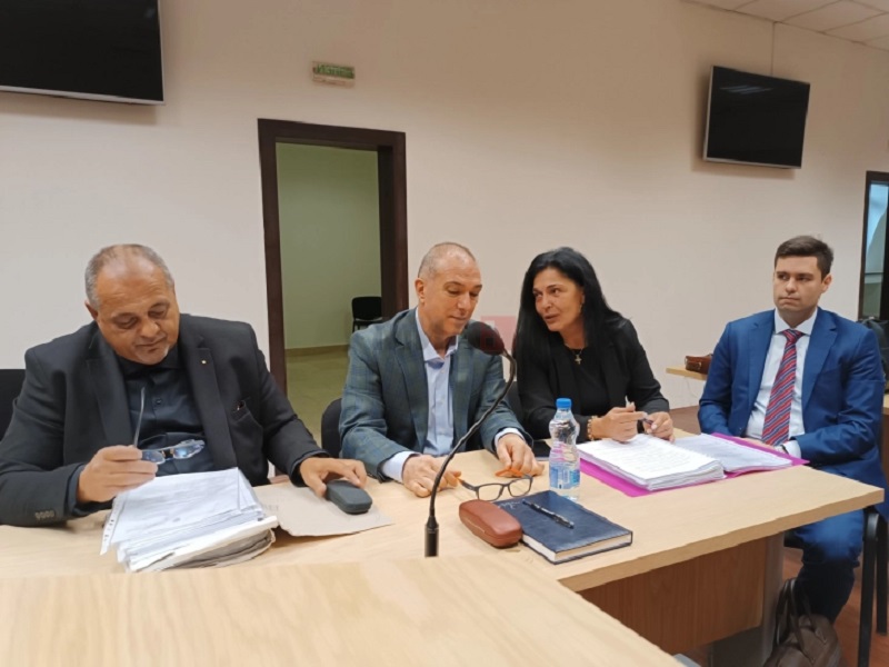 Трагите на ливчињата најдени меѓу банкнотите во ѕидот се на мајката на Ѓоко Ристов, сведочеше вештак на одбраната
