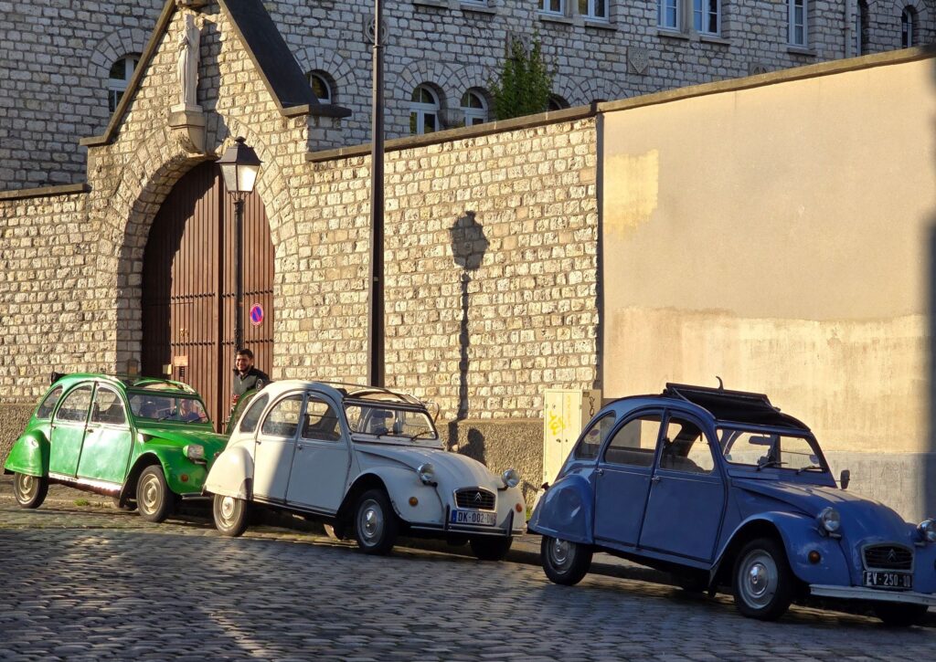 Се враќа легендарниот Citroen 2CV – електричен, едноставен и со цена под 15.000 евра