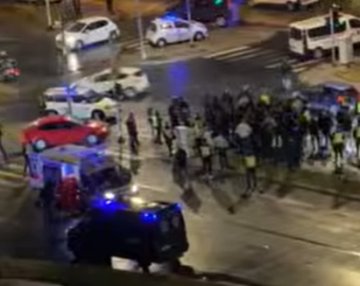 Масовна тепачка пред СЦ „Јане Сандански“во Аеродром, полиција и Брза помош на местото на инцидентот
