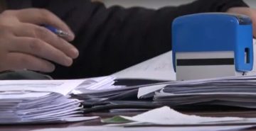 ТРАНСФОРМАЦИЈА НА ДОГОВОРИТЕ ВО ИНСТИТУЦИИТЕ: Вработување на неопределено за 6.000 лица, порача Мицкоски
