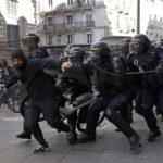 Франција најави образовни реформи, мерките не ги задоволија ученичките организации