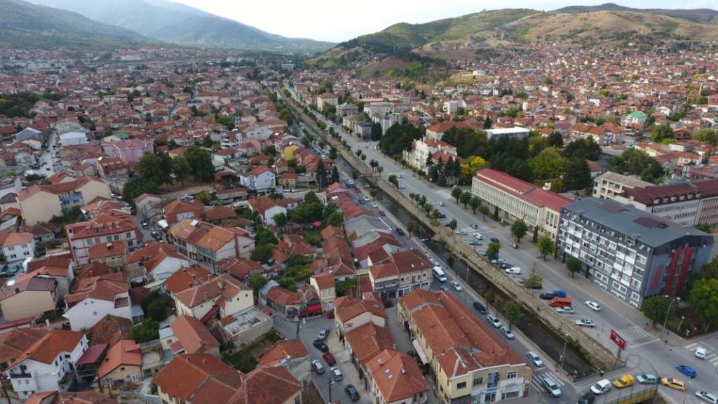 Претреси кај виш обвинител во Битола – осомничен за примање награда за противзаконито влијание