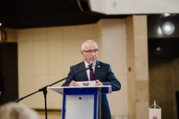 ПОЛОВИНА ВЕК ОД ЗБРАТИМУВАЊЕТО СО ХЕРЦЕГ НОВИ: Подадовме рака за заедничка иднина и меѓусебно помагање на градовите, порача Коњановски