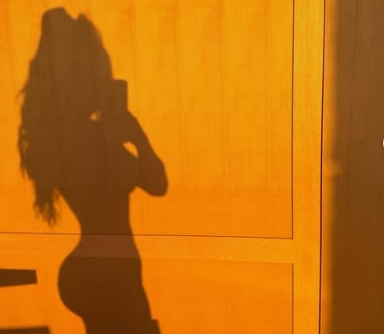 Таа е секс симбол и жив оган, но веќе четири години немала интимен спој