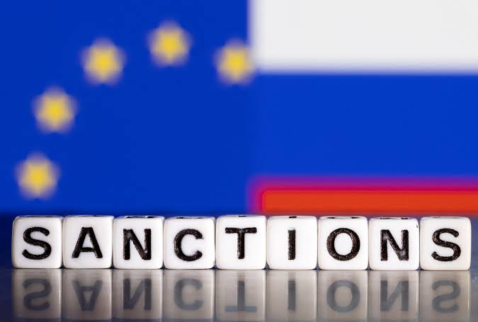 НОВИ САНКЦИИ ОД ЕУ: Рестриктивни мерки за 1.600 поединци и организации кои го поддржуваат военото производство на Русија