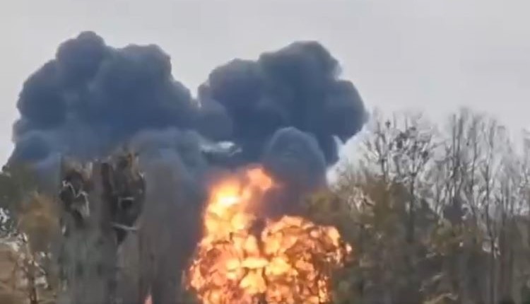 (ВИДЕО) Руски борбен авион „Сухој-30“ се урна на гробишта кај Калининград