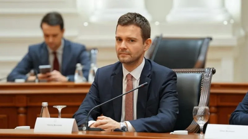 Муцунски: Позициите на Македонија и Бугарија и понатаму се значително оддалечени, но разговорите се во позитивен дух