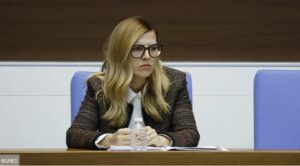 Бугарија не учествува во никакви консултации за повторно преговарање за обврските на Македонија, вели Петрова