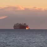 Пожар на танкер во романските води, екипажот е евакуиран
