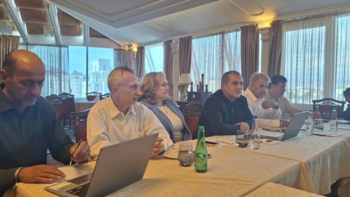 ДВАНАЕСЕТ И ПЕТ: Другарот Филипче секој ден измислува лаги и ја бетонира СДСМ како 5-та партија во Скопје и 4-та во Куманово и Брвеница