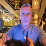 „Не се жестете, сите знаат колку ја сакам Македонија“: Ѓорѓе Давид им се извини на Македонците зашто „Дали чекаш стара мајчице“ ја нарече бугарска песна