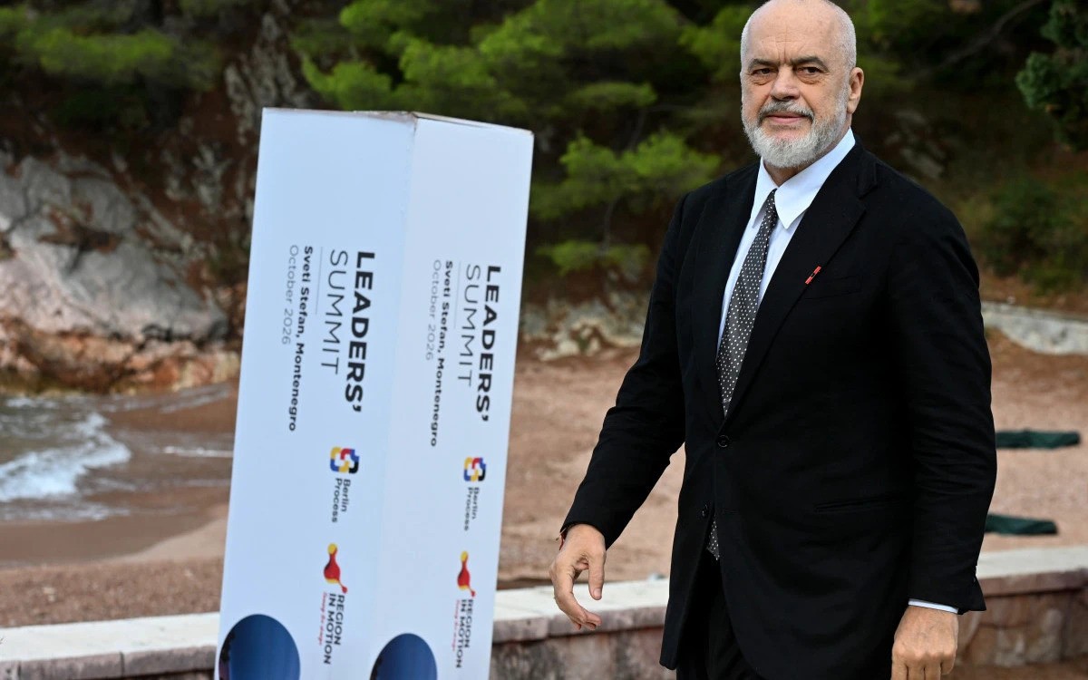 Еди Рама донесе одлука за казна од 5.500 евра за „урбана анархија“
