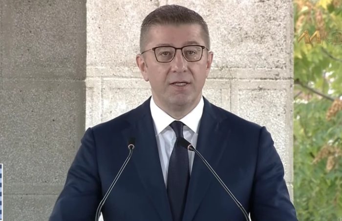 МИЦКОСКИ: Македонија е поголема од секоја политичка генерација, да оставиме зад себе татковина посилна од онаа што ја наследивме