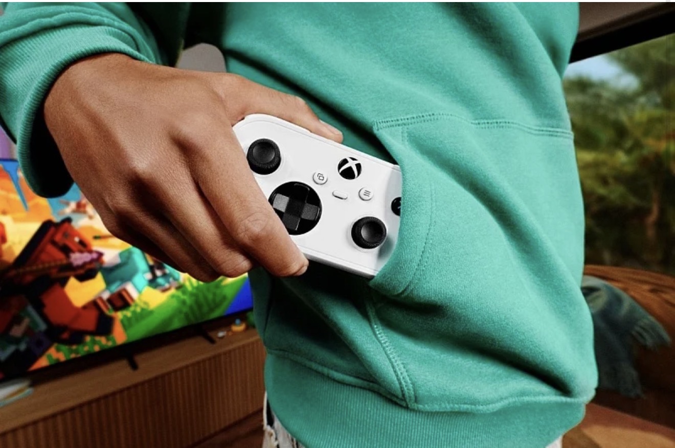 Microsoft го претстави Xbox Nano, помал и поевтин контролер за играње во движење