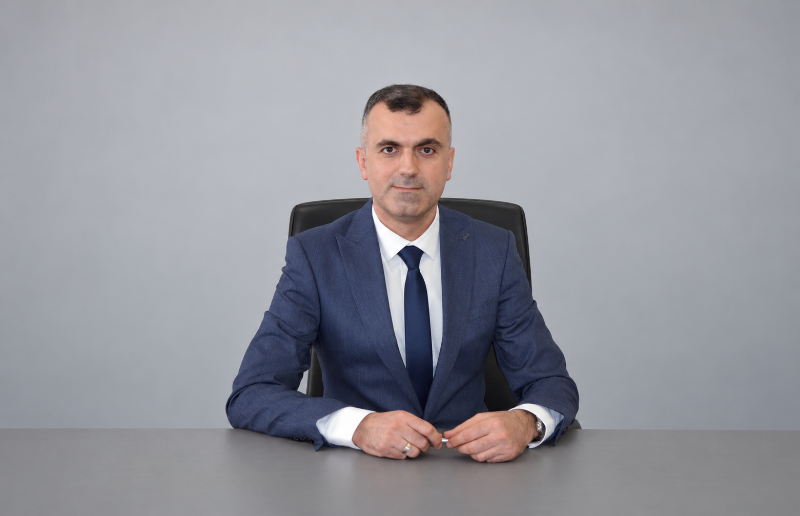 Народниот правобранител во финансиски тешкотии, Селами бара пари и нови вработувања