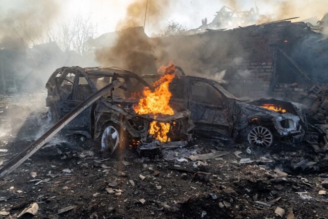 УКРАИНА НЕ ЗАСЛУЖУВА ДА ЗДИВНЕ, МОЖЕ ДА ДОБИЕ ЕДЕН ДЕН ПРИМИРЈЕ ЗА ОДРЖУВАЊЕ ИЗБОРИ, КАЖА КРЕМЉ
