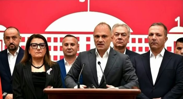 СДСМ ГО „РАСФЕТЛУВА“ АТЕНТАТОТ ВРЗ ГЛИГОРОВ: Од Марсеј, со Хитлер, Мусолини и Ванчо Михајлов… за Мицкоски да го погодат в срце