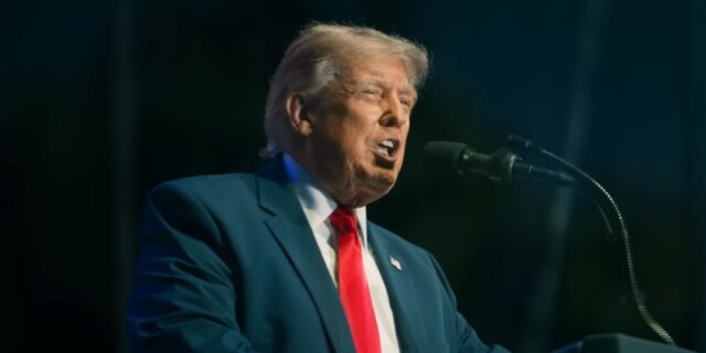 Трамп: Имаме многу добри односи со Србија