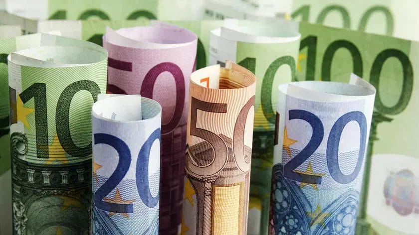 Најава за ново прекројување на буџетот: Цената на горивата ја притискаат економијата?