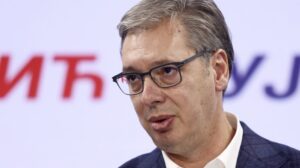 (ВИДЕО) Што пишуваат руските медиуми за падот на Вучиќ?