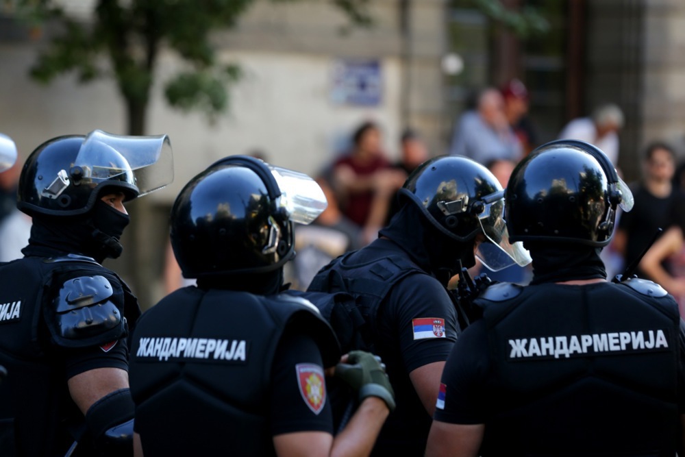 Студентите во Србија предупредуваат на можно собирање поддржувачи на СНС по 21 часот