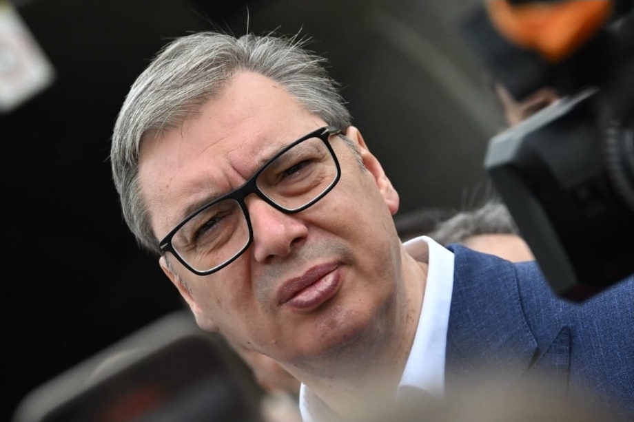Ова е ноќна мора, грд сон, но ќе се разбуди Србија, вели Вучиќ во интервју за „Информер