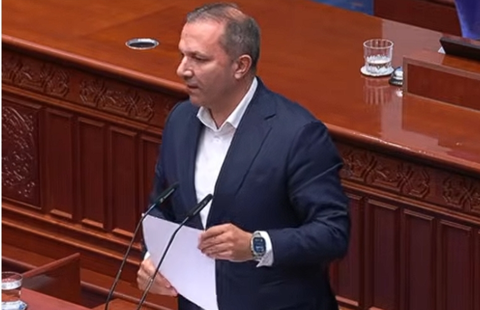 (ВИДЕО) Спасовски: СДСМ нема да го поддржи Законот за административни службеници – отвора простор за политички притисок