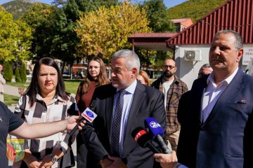 Клековски во Кичево: Новата болница е цел, но не чекаме — кичевската болница напредува уште сега
