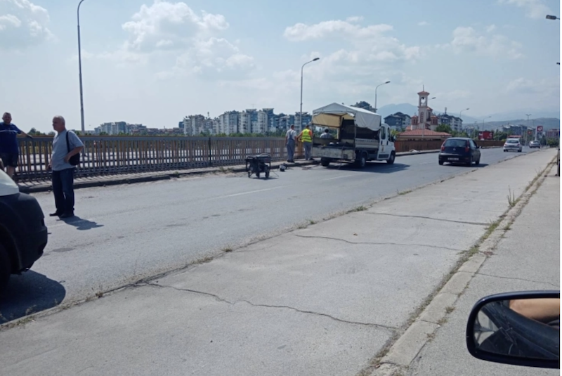 Мостот „Близнак“ утре два часа со посебен режим на сообраќај поради санација на заштитната пешачка ограда