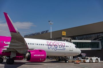 Петкоска: Македонија бележи раст од 40% на авионски пристигнувања во првиот квартал