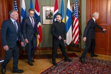 ДОГОВОРИВМЕ БЕЗБЕДНОСНИ ГАРАНЦИИ НА ХАРТИЈА: Зеленски по средбата со Виткоф и Кушнер во Осло