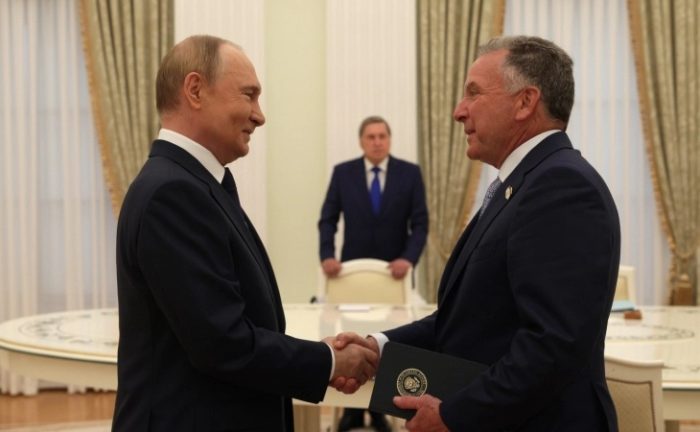 ПУТИН И ВИТКОФ: Разговараа за војните во Украина и Иран, Москва е подготвена за обновување на економската соработка со САД