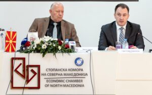 АЗЕСКИ И АНДОНОВСКИ НА ЗАЕДНИЧКА МАСА: Презентација на дигиталните алатки пред компаниите