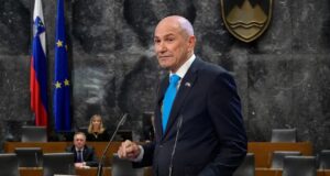 Јанша постави услов за Србија: Нема напредок кон ЕУ без предавање на архивите на УДБА и ЈНА