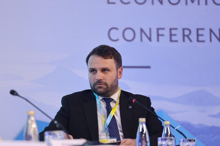 ДУРМИШИ: Инфлацијата е стабилизирана, минималната плата е зголемена за околу 4.000 денари, а трошоците за храна 3.000 денари