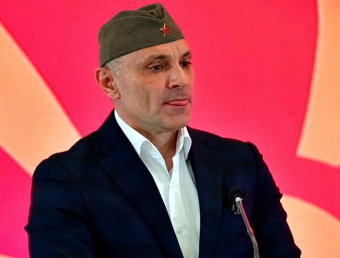 ФИЛИПЧЕ КАМУФЛИРАН ВО ПАРТИЗАН: Доктор поставен од Венко и Заев изготвил извештај за Ива Михаилова да се лечи во Бугарија