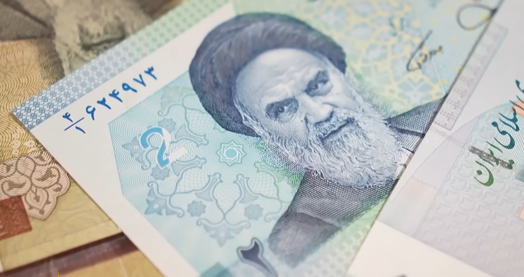 ИРАНСКИОТ РИЈАЛ ПОТОНА УШТЕ ПОВЕЌЕ: Колку вредат платите сега?
