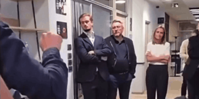 Новото раководство на Nova.rs наиде на бунт: Новинарите не сакаат да соработуваат со уредниците од „Блиц“