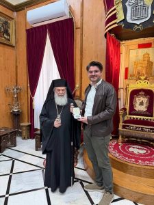 Македонскиот пратеник Петар Марков одликуван со медалјон на Ерусалимската патријаршија