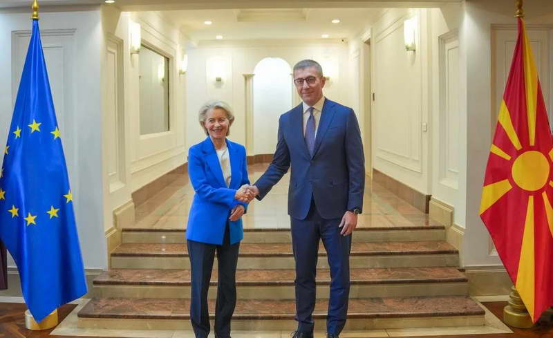 Ако се најде решение со Бугарија, Македонија многу бргу ќе напредува во ЕУ интеграциите, најави Фон дер Лајен
